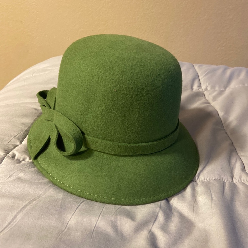 Vintage 100% wool Soprattutto hat from Italy